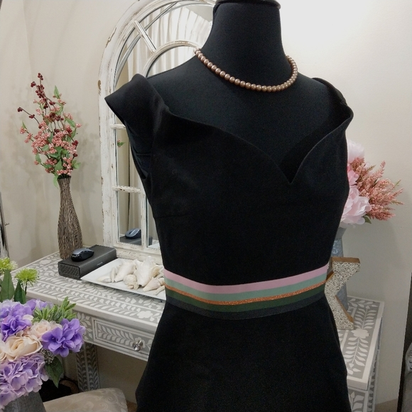 🍒NWT🍒 TED BAKER SWEETHEART PEPLUM TOP - Picture 3 of 6